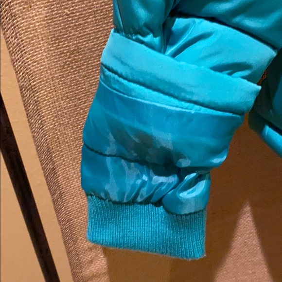 Old Navy Puffer coat - Picture 14 of 15